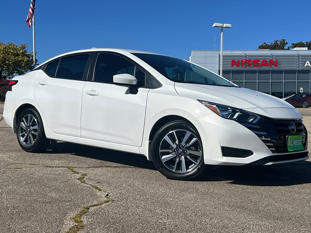 2024 Nissan Versa Sedan SV's photo