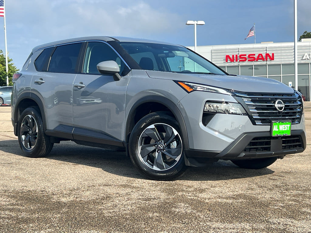 2026 Nissan Rogue SV's photo