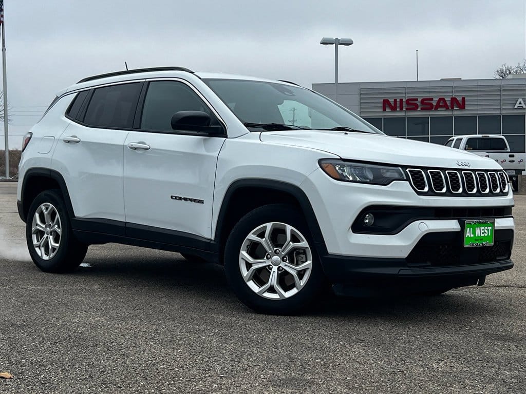 2024 Jeep Compass Latitude's photo