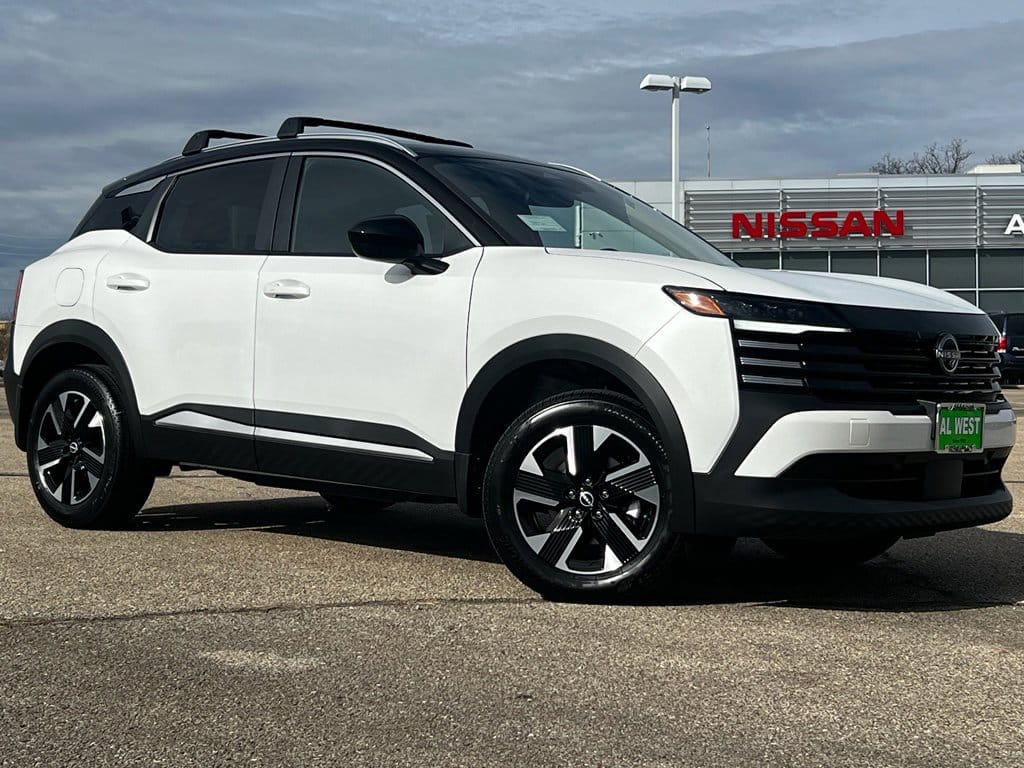 2026 Nissan Kicks SV's photo