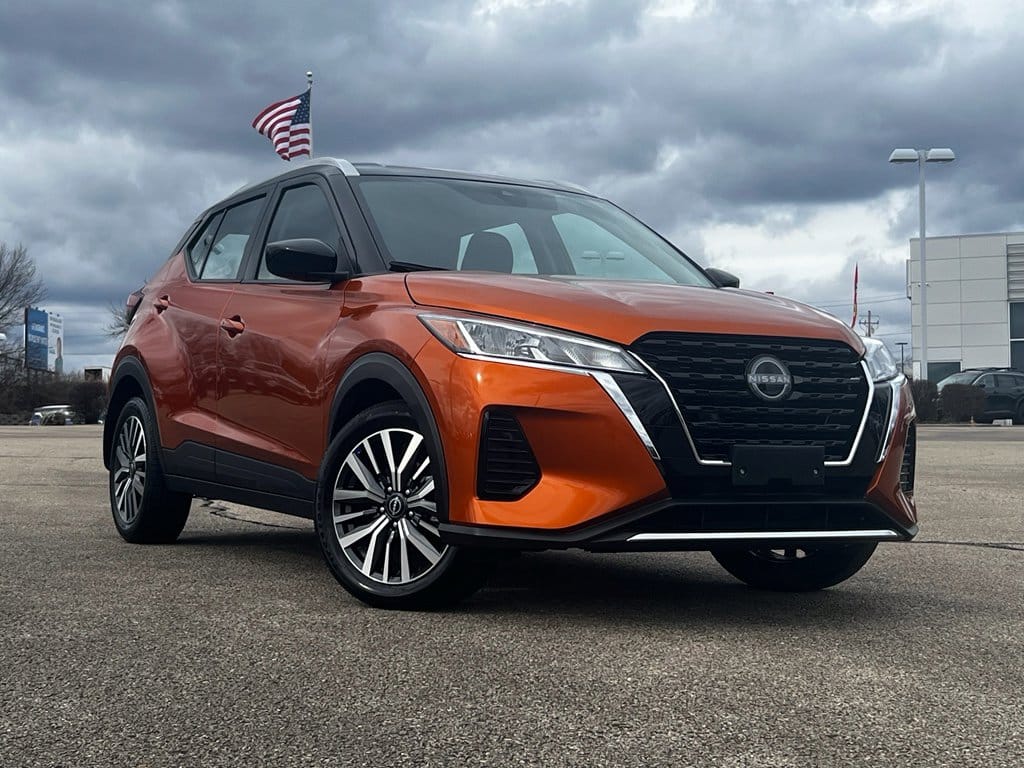 Used 2023 Nissan Kicks SV with VIN 3N1CP5CV6PL573241 for sale in Rolla, MO