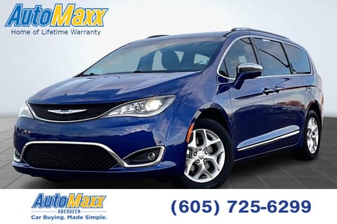 1 image of 2020 Chrysler Pacifica Limited