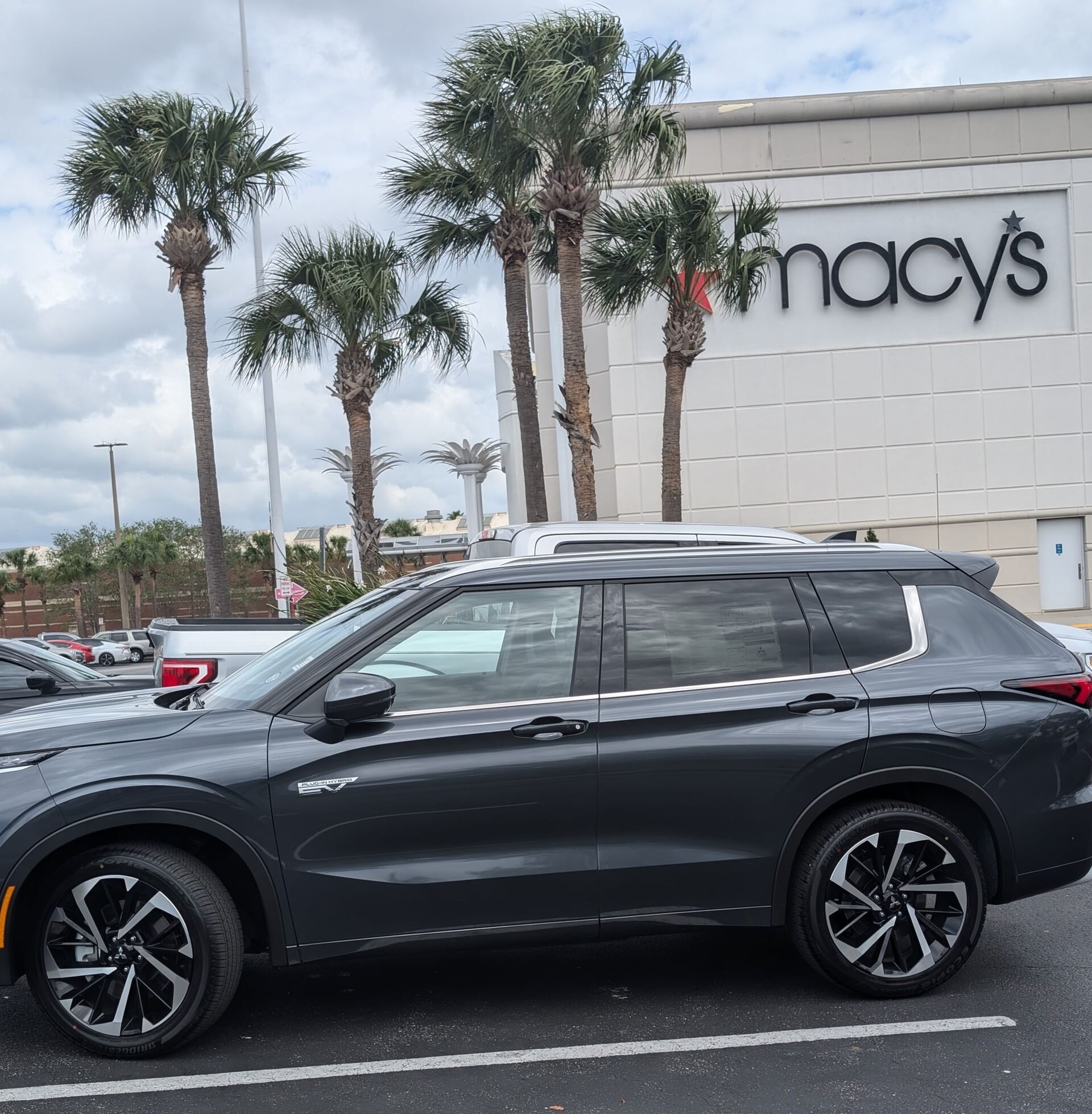 Brandon Mitsubishi Image