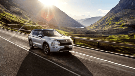 Shift By Wire Innovation Across 2025 Mitsubishi Outlander PHEV Trims near Brandon, FL