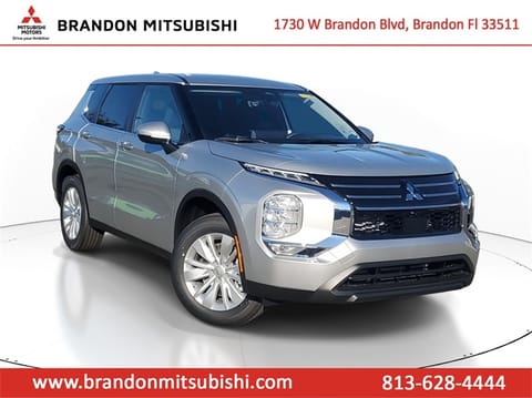 1 image of 2026 Mitsubishi Outlander ES
