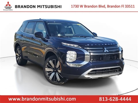 1 image of 2025 Mitsubishi Outlander SE