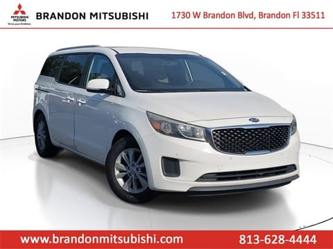 1 image of 2017 Kia Sedona LX
