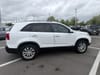 12 thumbnail image of  2011 Kia Sorento EX