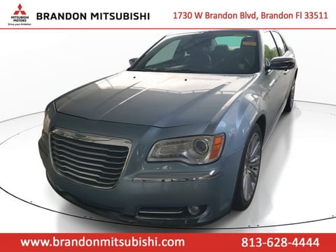 1 image of 2013 Chrysler 300 C