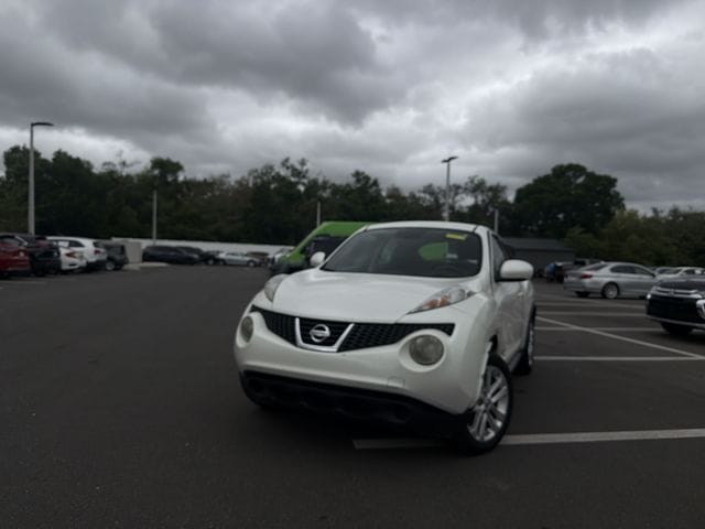 Used 2013 Nissan JUKE S with VIN JN8AF5MR4DT207122 for sale in Brandon, FL