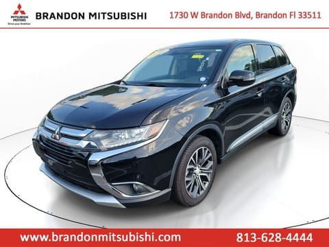 1 image of 2018 Mitsubishi Outlander SE