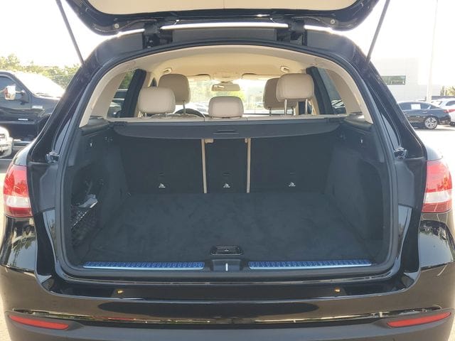 2019 Mercedes-Benz GLC GLC300 - Photo 9