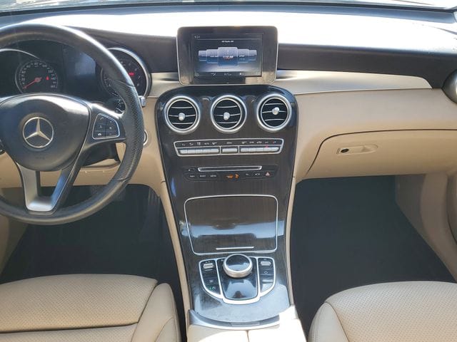 2019 Mercedes-Benz GLC GLC300 - Photo 16