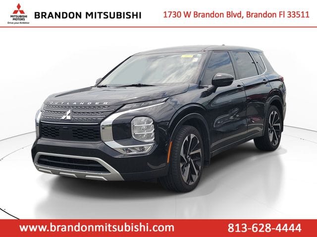 2023 Mitsubishi Outlander SE