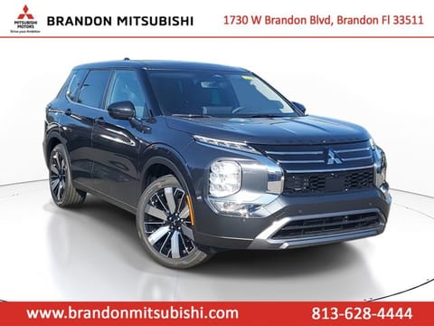 1 image of 2026 Mitsubishi Outlander