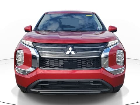 2026 Mitsubishi Outlander ES