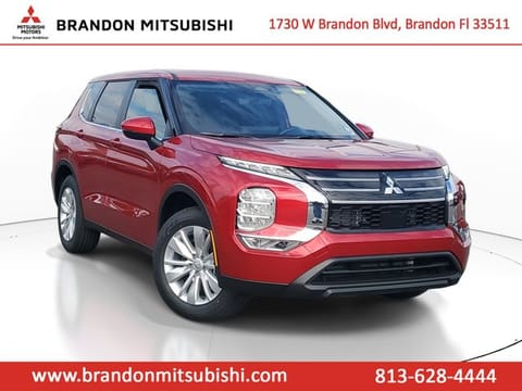 1 image of 2026 Mitsubishi Outlander ES