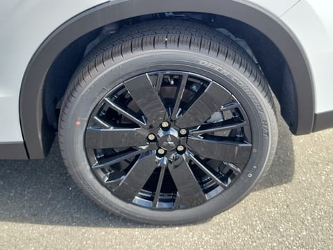 2026 Mitsubishi Outlander LE