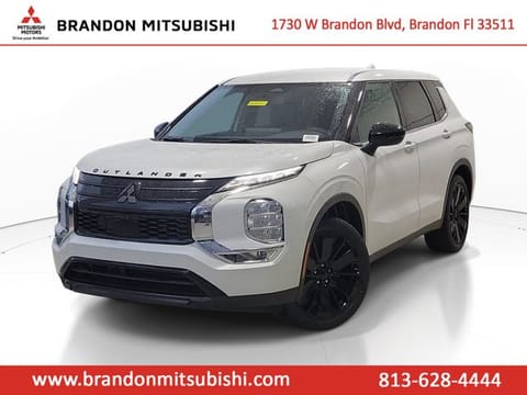 1 image of 2026 Mitsubishi Outlander LE