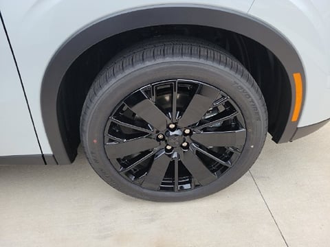 2026 Mitsubishi Outlander LE
