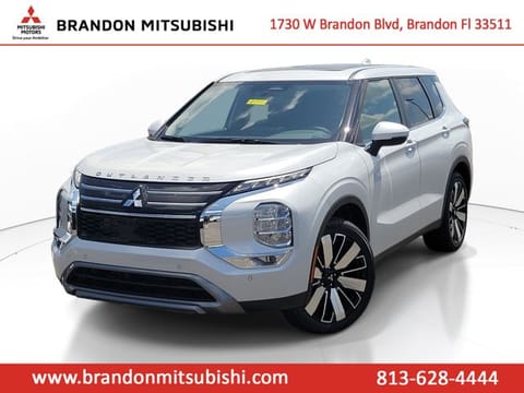 1 image of 2026 Mitsubishi Outlander SE