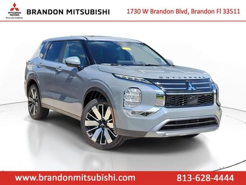 1 image of 2026 Mitsubishi Outlander SE