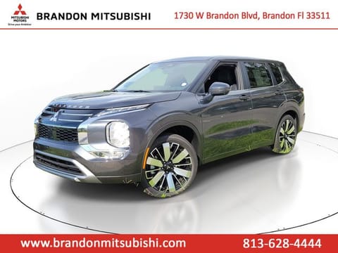 1 image of 2026 Mitsubishi Outlander SE