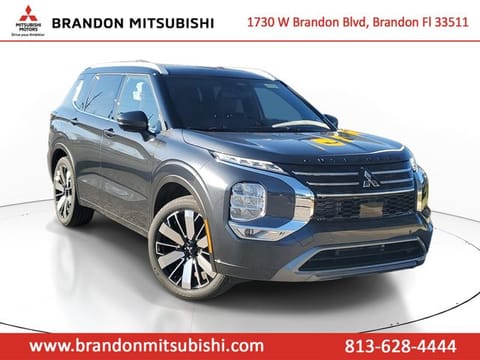 1 image of 2026 Mitsubishi Outlander SEL