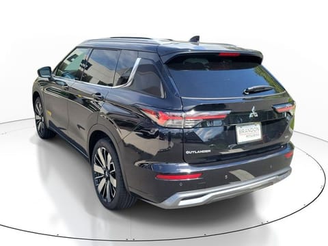2026 Mitsubishi Outlander SEL