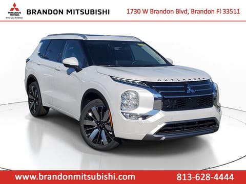 1 image of 2026 Mitsubishi Outlander SEL