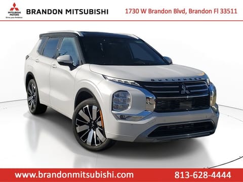 1 image of 2026 Mitsubishi Outlander SEL