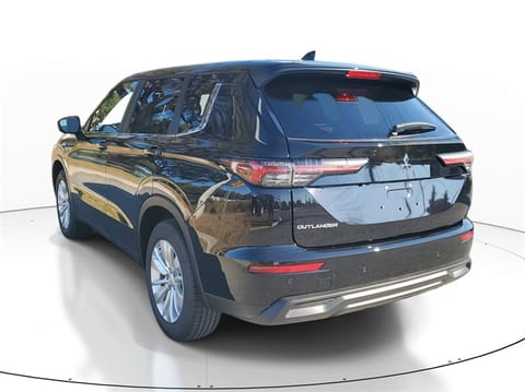 2025 Mitsubishi Outlander ES