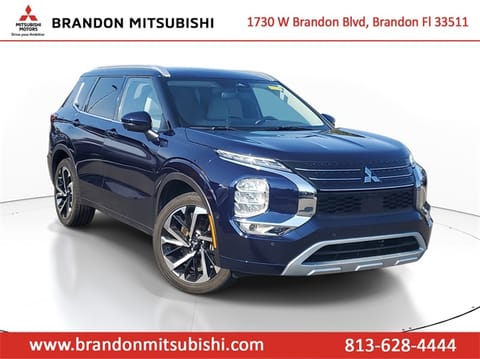 1 image of 2022 Mitsubishi Outlander SEL