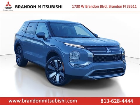 1 image of 2025 Mitsubishi Outlander SE