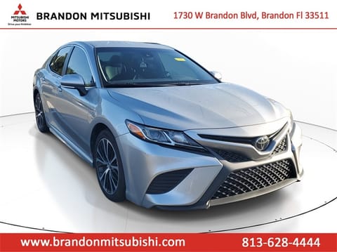 1 image of 2020 Toyota Camry SE