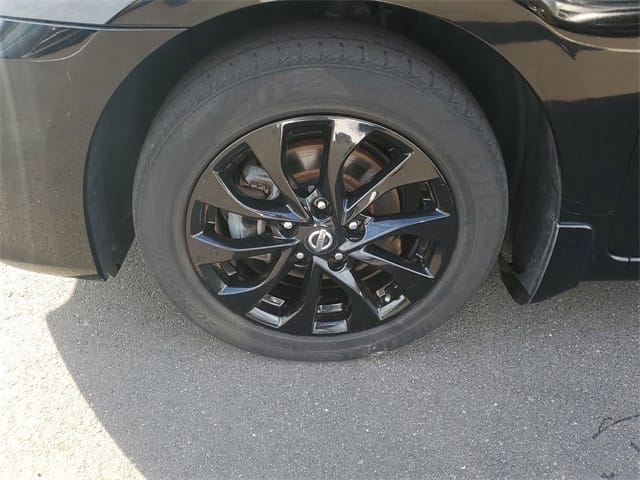 Used 2018 Nissan Sentra S with VIN 3N1AB7AP2JY235612 for sale in Brandon, FL