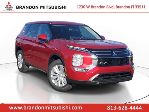 1 image of 2026 Mitsubishi Outlander ES