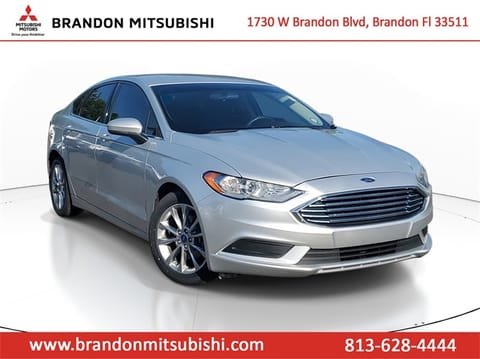 1 image of 2017 Ford Fusion SE