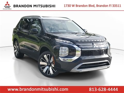 1 image of 2025 Mitsubishi Outlander