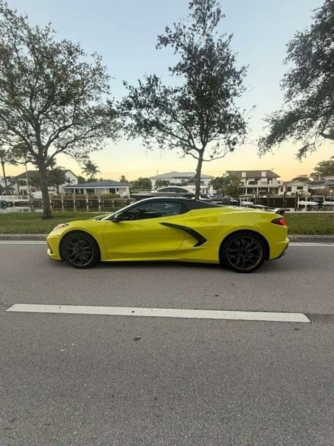 2023 Chevrolet Corvette Stingray photo 2