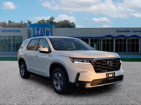 1 image of 2025 Honda Pilot EX-L