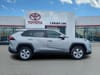 2 imagen en miniatura de 2019 Toyota RAV4 XLE