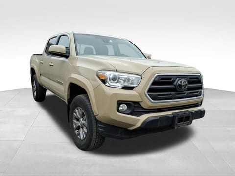 1 image of 2019 Toyota Tacoma SR5