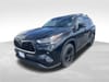 3 thumbnail image of  2021 Toyota Highlander Limited