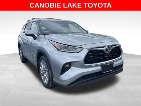 1 imagen de 2021 Toyota Highlander Limited