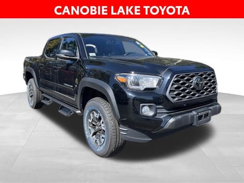 1 imagen de 2021 Toyota Tacoma TRD Off-Road