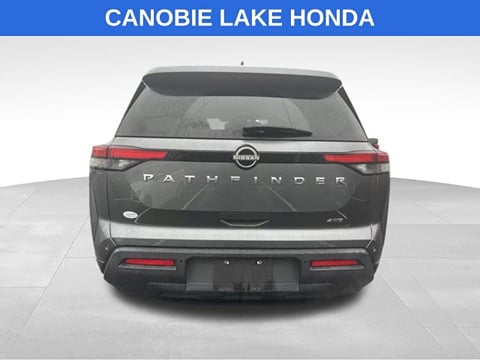2022 Nissan Pathfinder S
