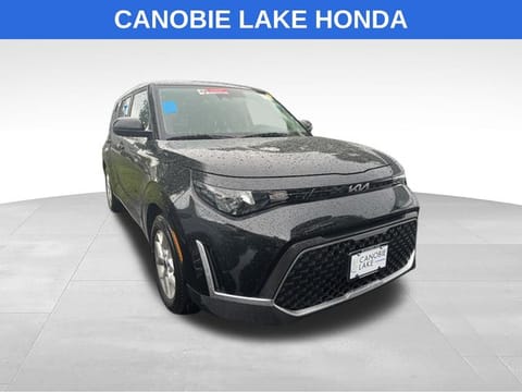1 imagen de 2023 Kia Soul S
