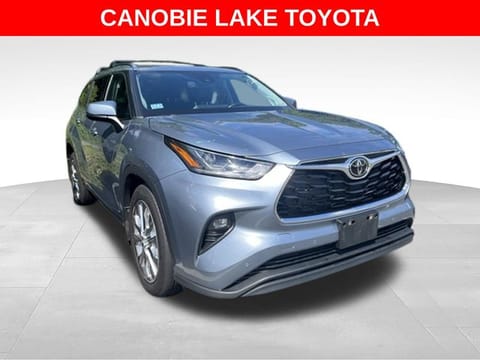 1 imagen de 2023 Toyota Highlander Limited