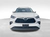 2 thumbnail image of  2023 Toyota Highlander XLE
